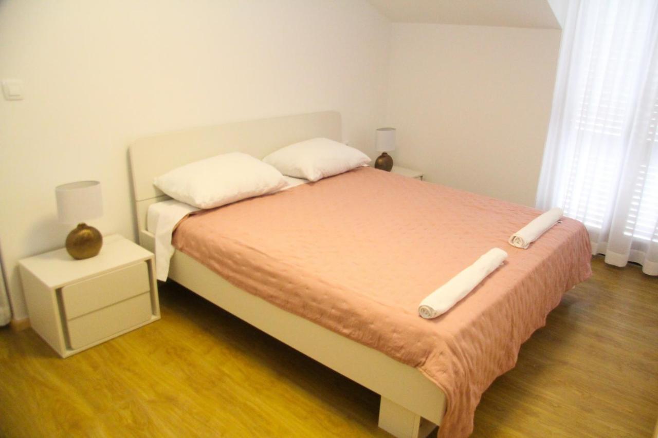 Lusi House Villa Sveti Filip i Jakov Exteriör bild