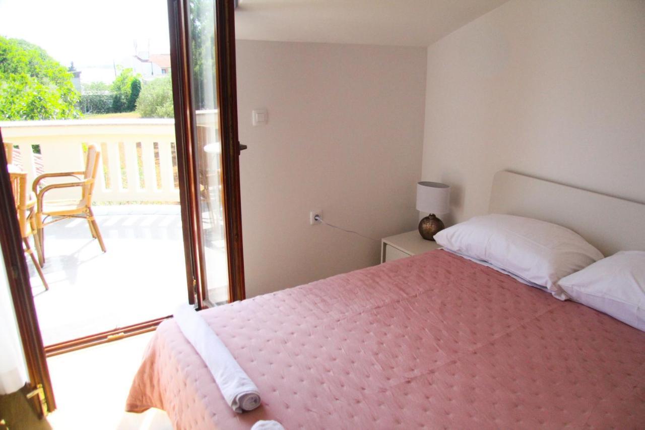 Lusi House Villa Sveti Filip i Jakov Exteriör bild