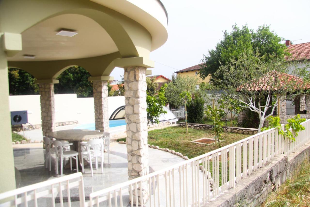 Lusi House Villa Sveti Filip i Jakov Exteriör bild