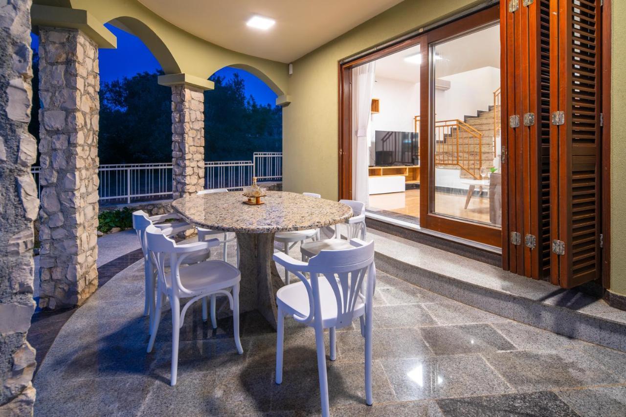 Lusi House Villa Sveti Filip i Jakov Exteriör bild