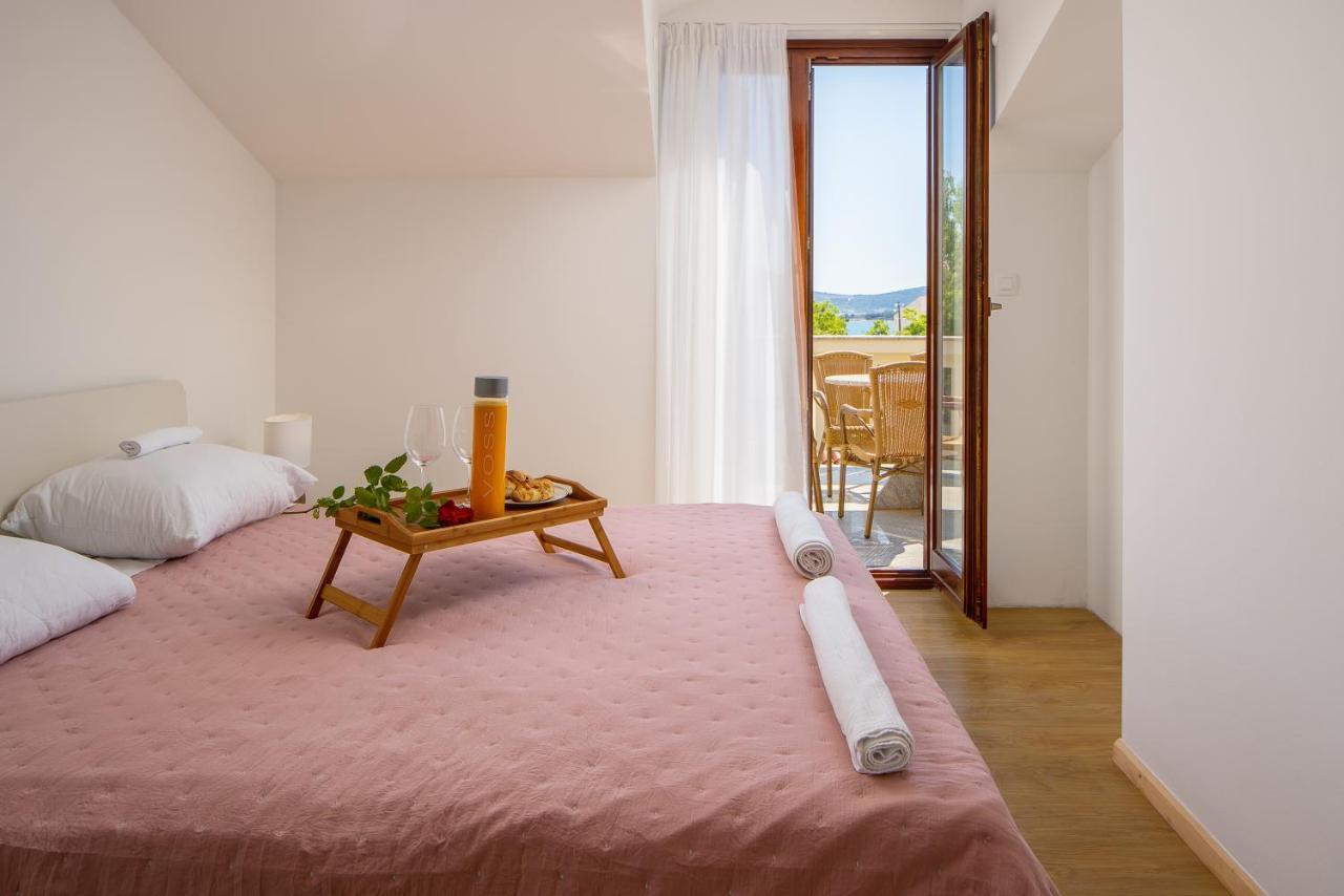 Lusi House Villa Sveti Filip i Jakov Exteriör bild